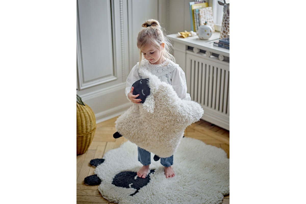 Children's Rug Wolki – made of 100% Wool in Sheep Design