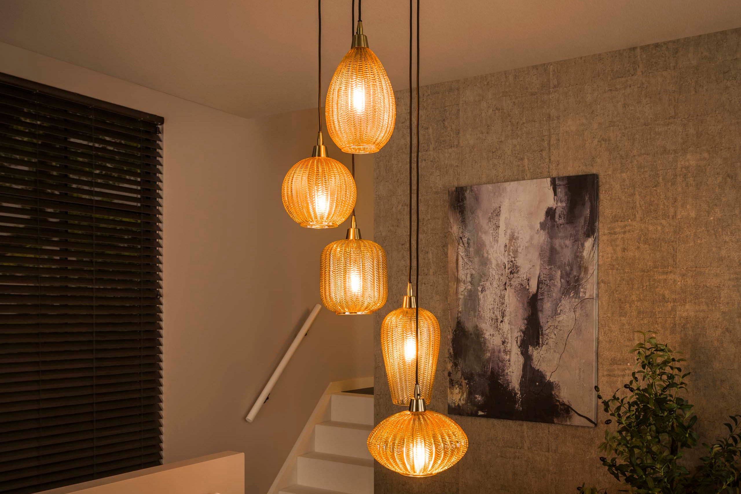 Pendant lamp "Thalys" – tiered with amber-colored glass in V-shape design
