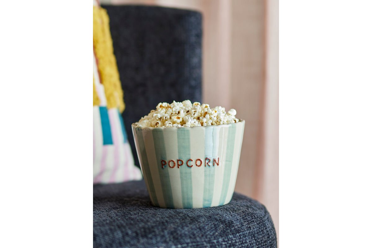 Bowl Cine – Hand-Painted Popcorn Bowl Made of Stoneware