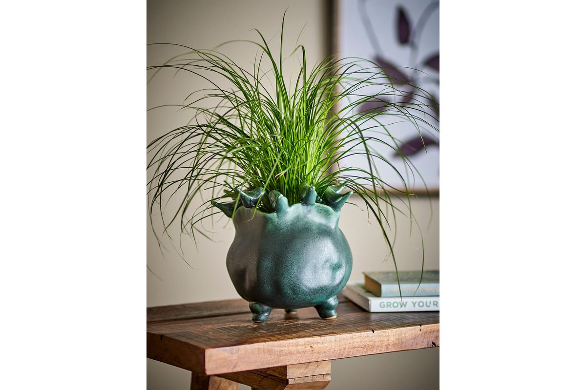 Flower Pot Fiora – Stoneware with Playful Bird Details