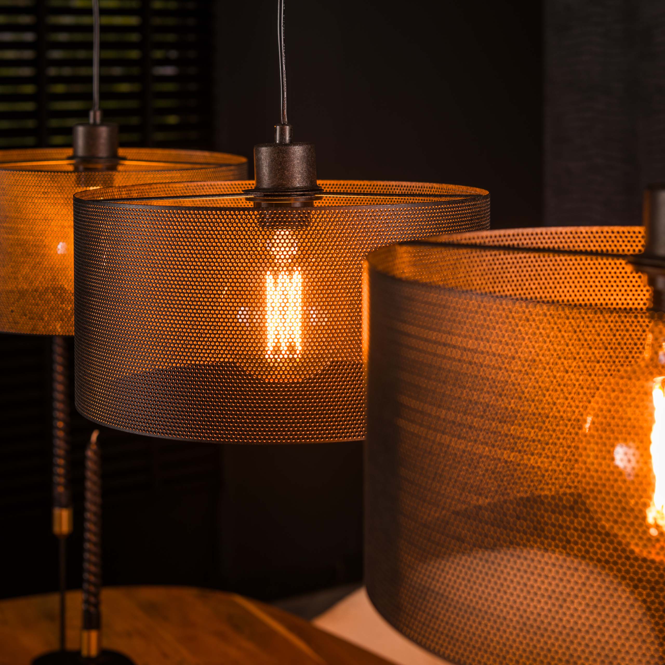 Pendant Lamp "Doralyn" – With 3 Lights and Cylindrical Lampshades in Mesh Design