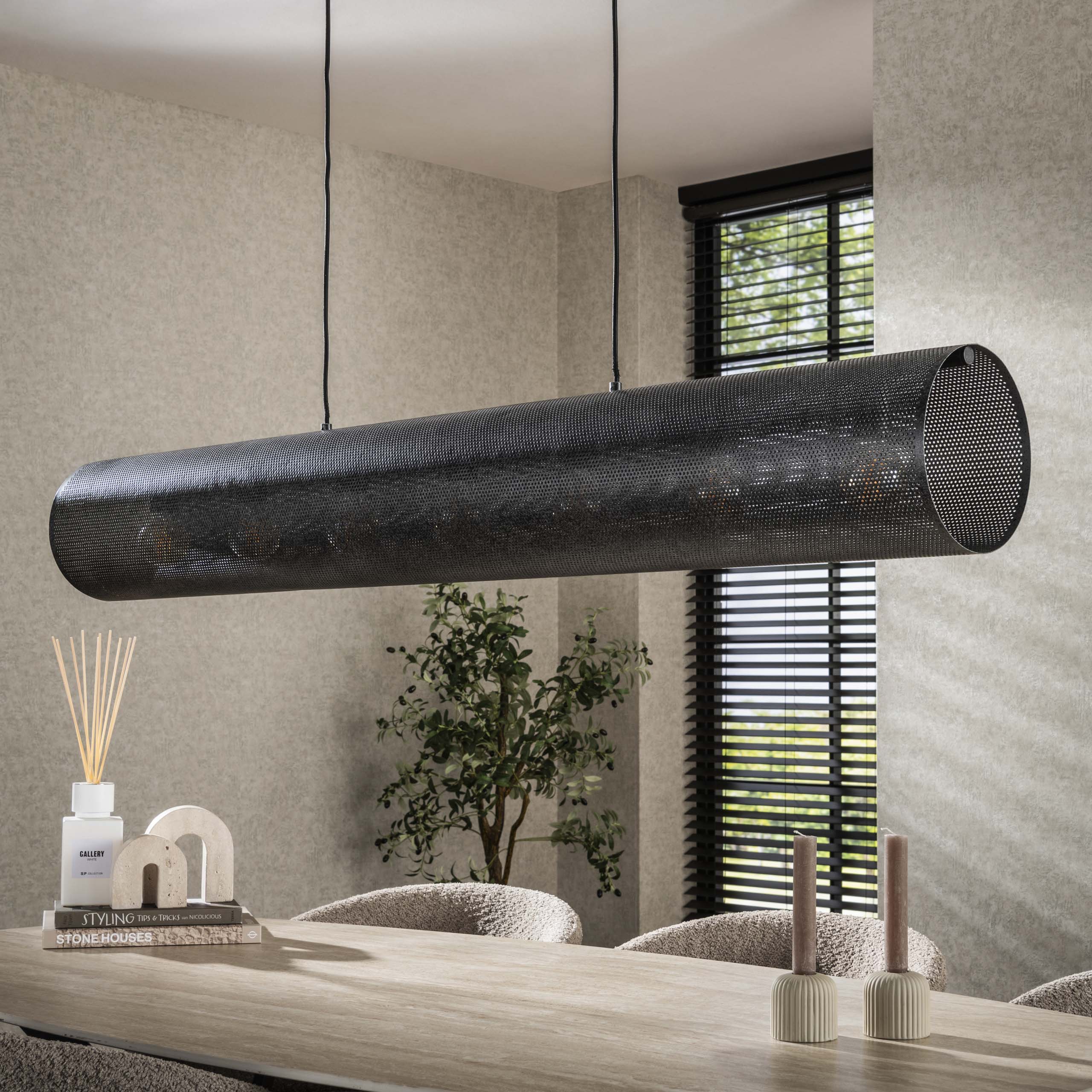 Pendant Light "Nerissa" – With 5 Lights in Horizontal Tube-Mesh Design in Black