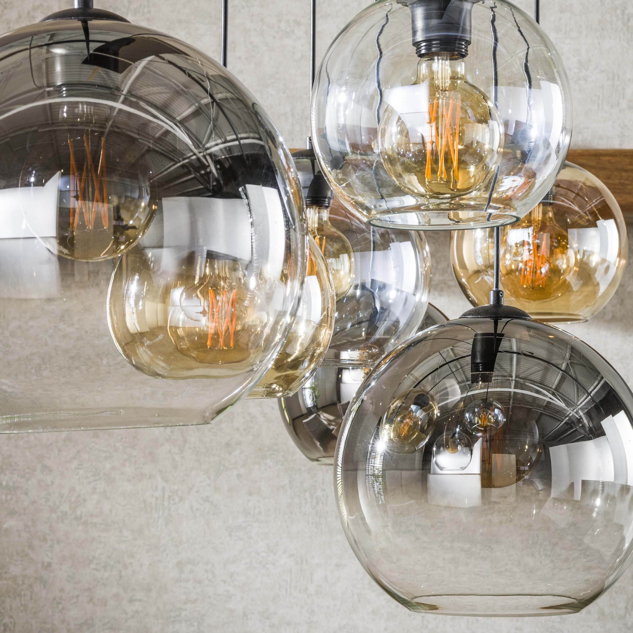 Pendant Lamp "Olivara" – 7 Spherical Glass Shades in Amber, Chrome, and Light Gray