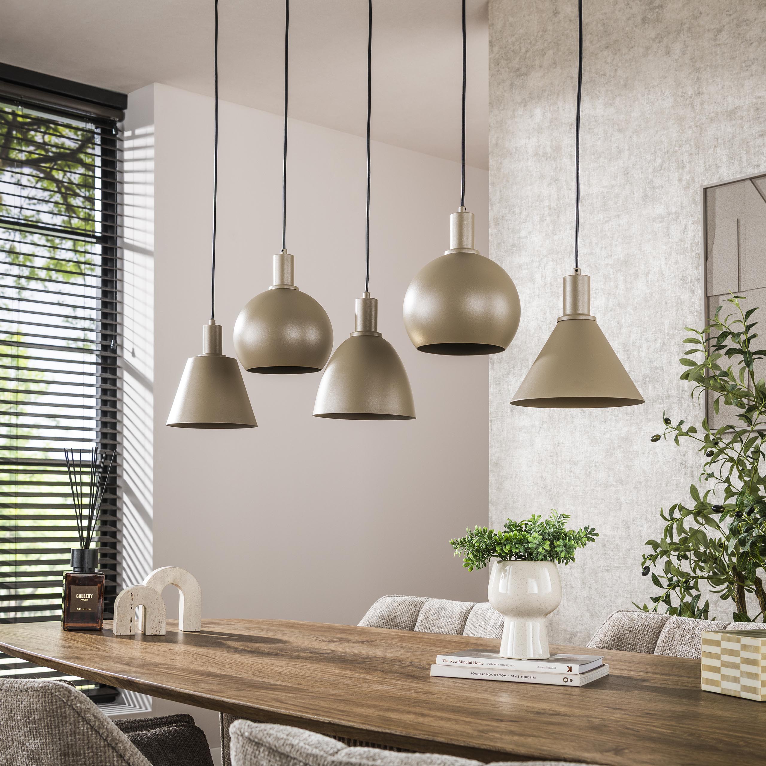 Pendant Light "Lumiselle" – 5 Metal Lights in Different Shapes in Beige or Bronze