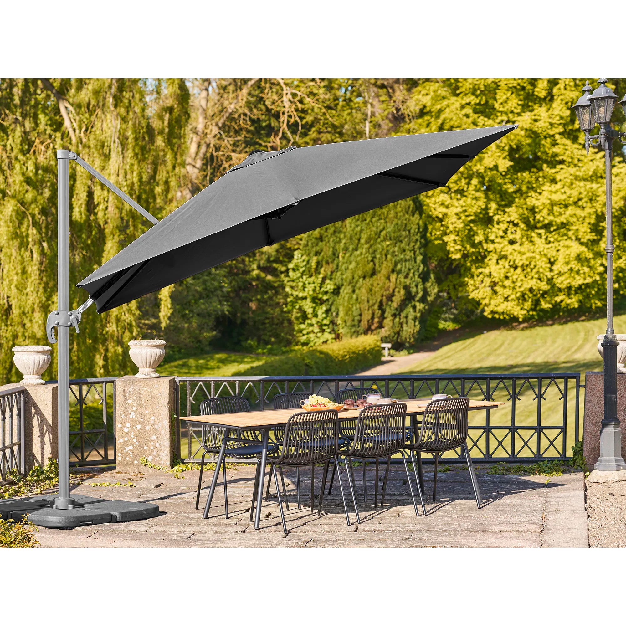 Garden Sunshade Solvien – in Black Square Shape