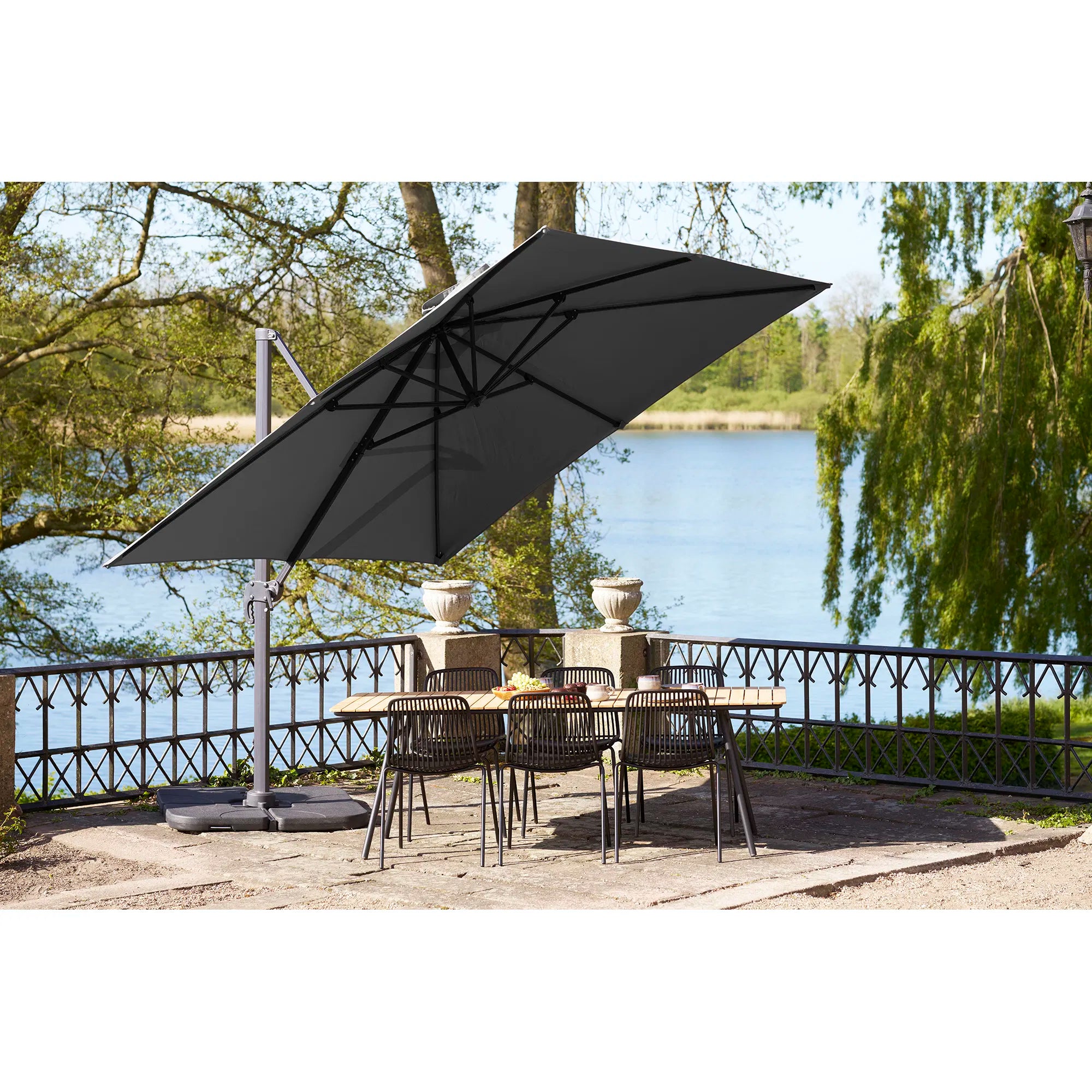 Garden Sunshade Solvien – in Black Square Shape