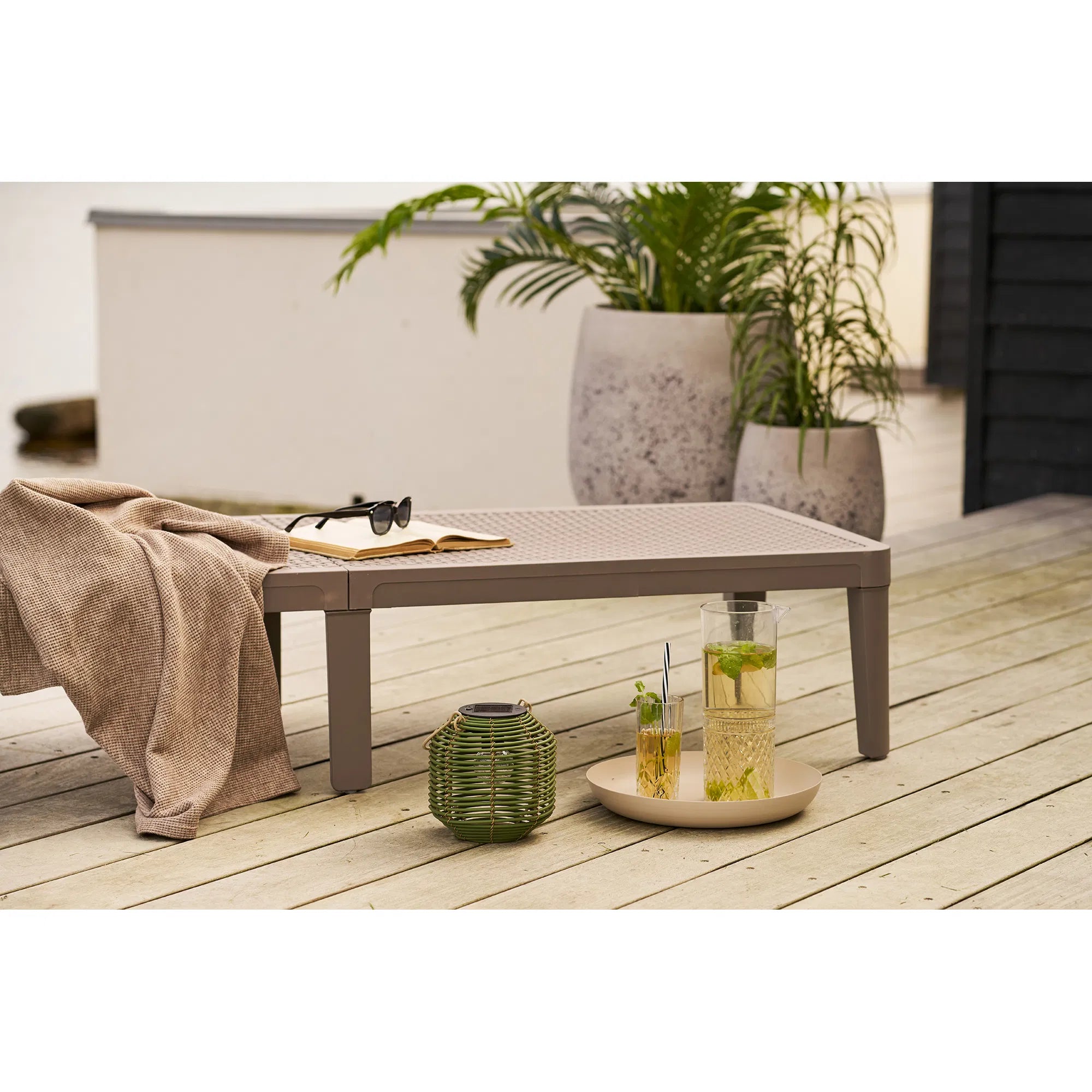 Garden Solar Lantern "Vormina" – weatherproof for balcony and outdoor area