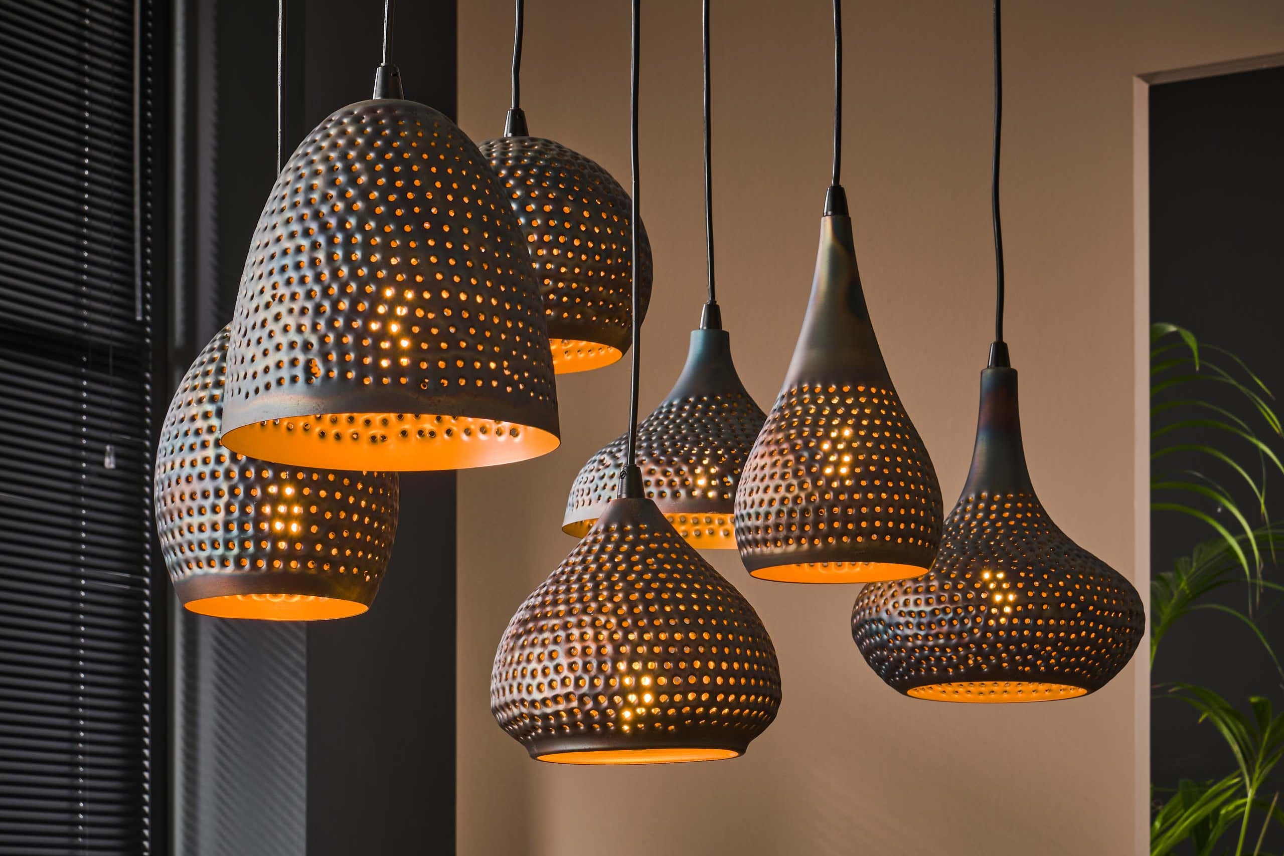 Pendant Lamp "Lioris" – With 7 Individual Metal Lampshades in Black-Bronze