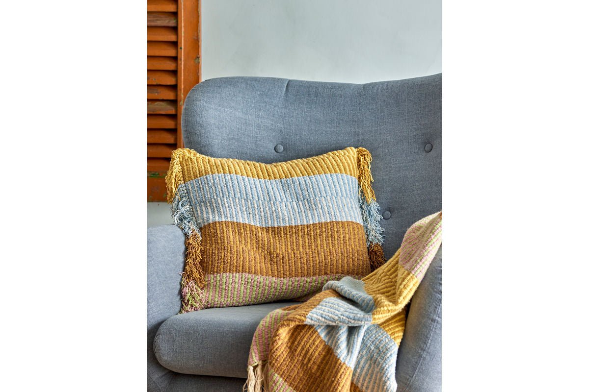 Überwurfdecke Mana  – Bunt-hell, aus recycelter Baumwolle