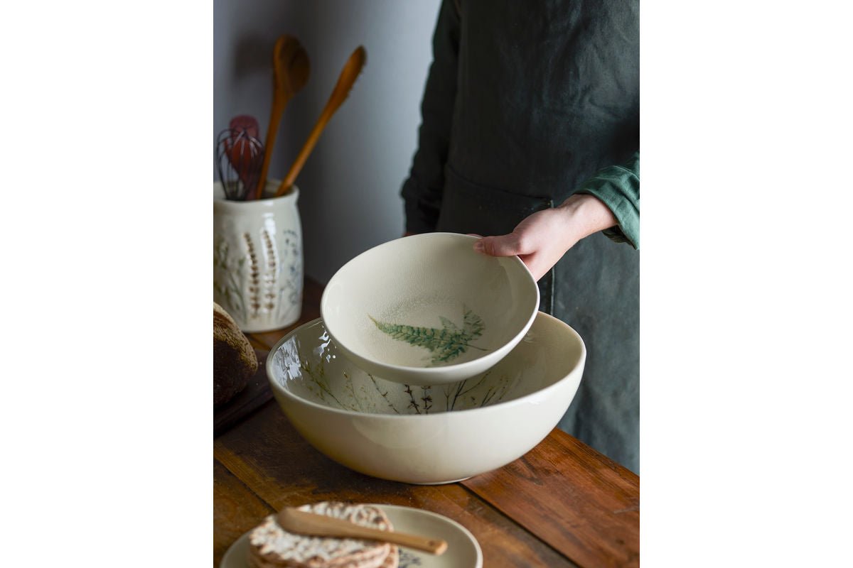 Bowl Sandy – Stoneware with Crackled Glaze and Floral Decoration