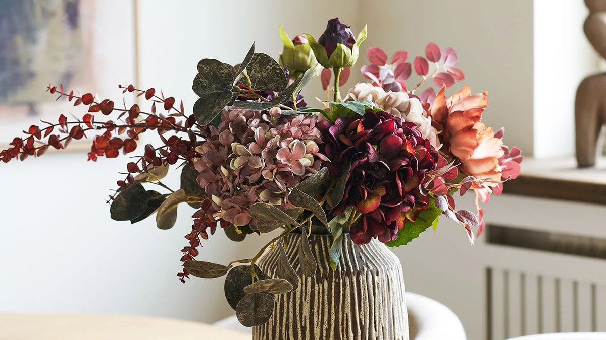 Artificial flower bouquet Christi - with vibrant, decorative accents