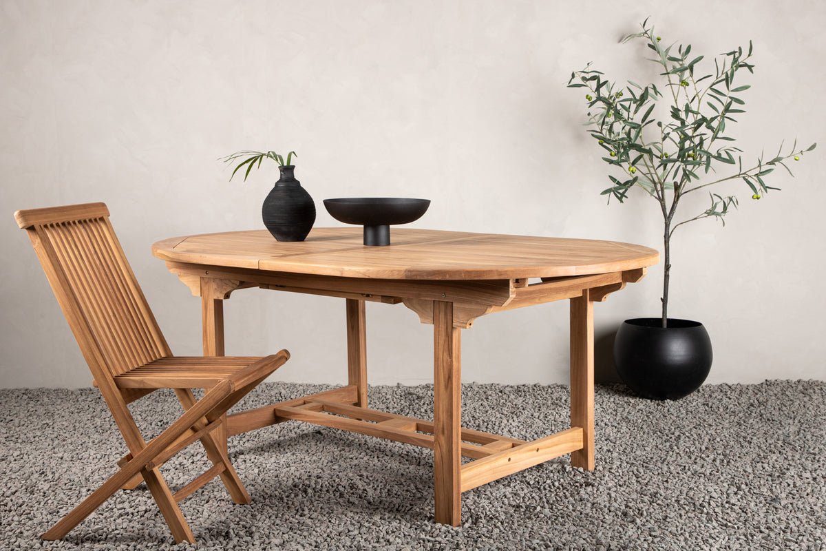 Garden table Navira - an oval dining table made of teak wood