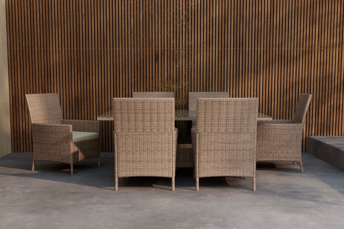 Garden Dining Set Vireta – 7-piece Set made of Synthetic Rattan