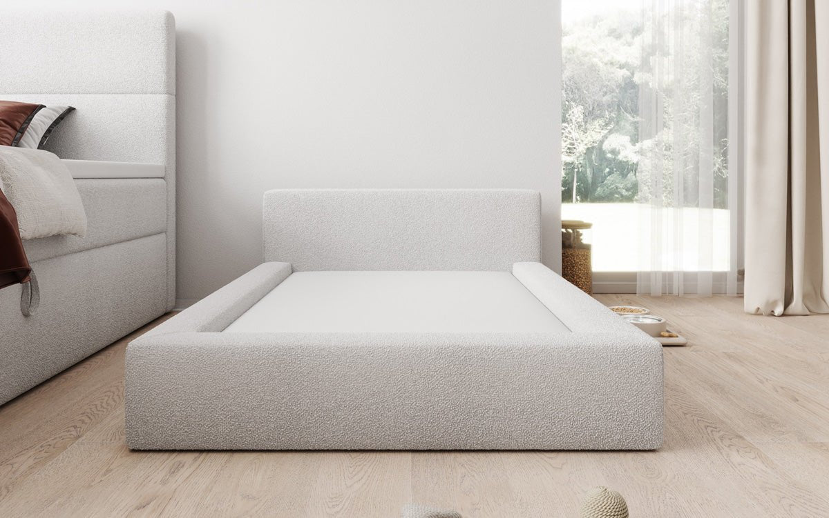 Dog bed LupoLounge 140× 100 cm in Bouclé