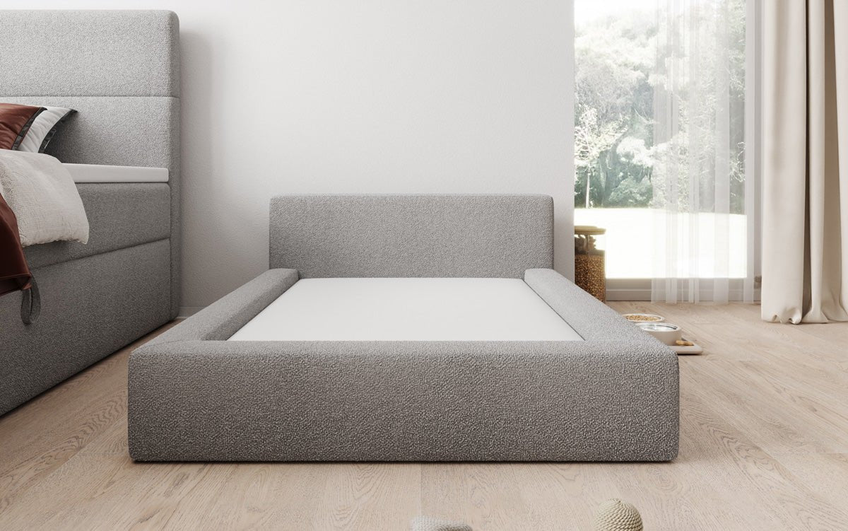 Dog bed LupoLounge 140× 100 cm in Bouclé