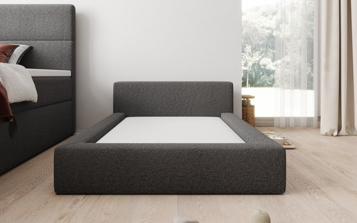 Dog bed LupoLounge 140× 100 cm in Bouclé