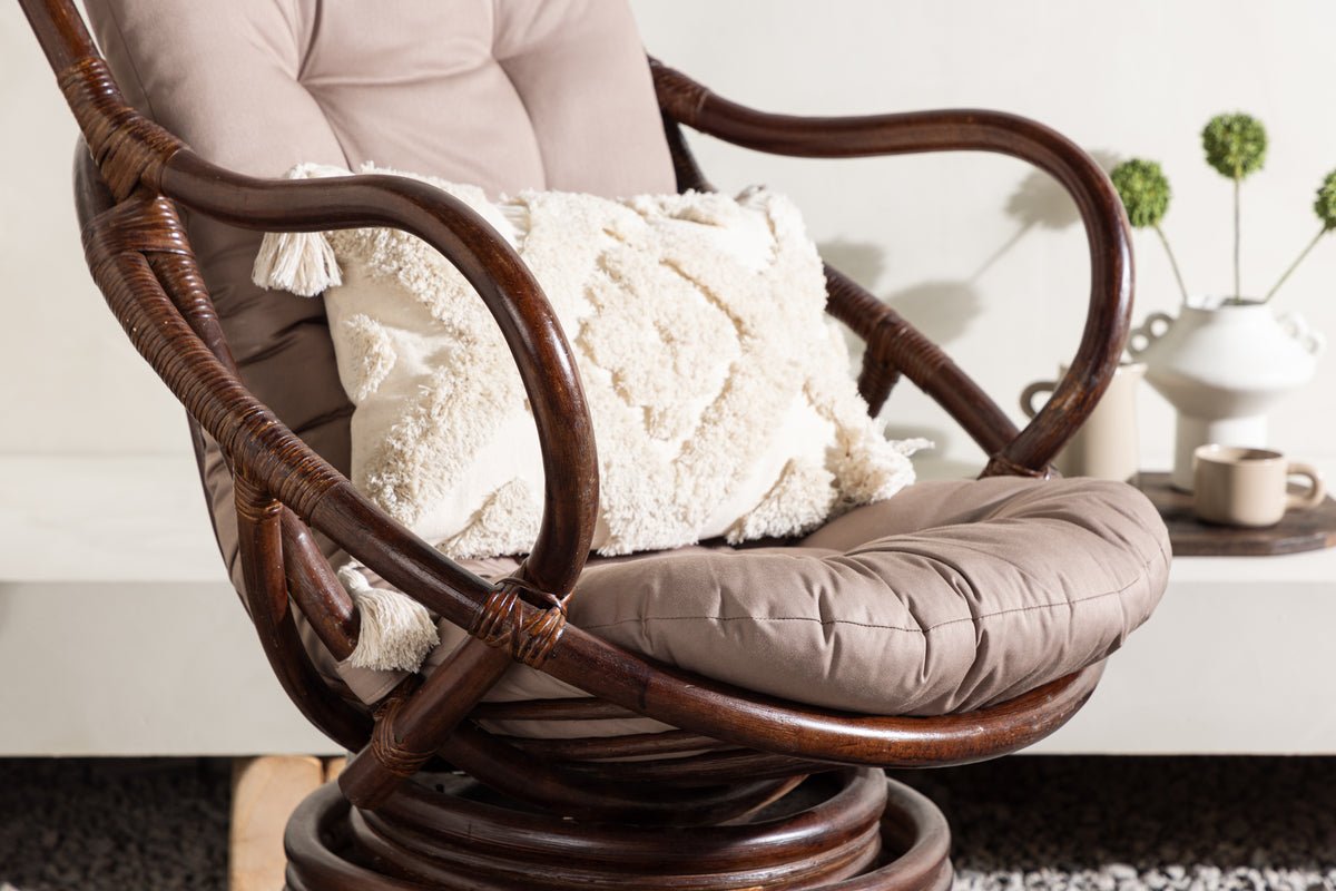 Garden Lounge Chair Finn - made of Rattan in Dark Walnut