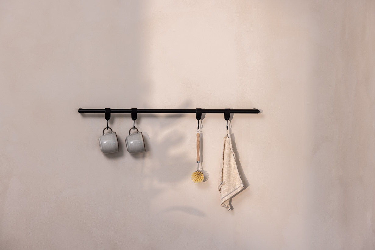 Towel holder Vana – minimalist, round or square, three widths