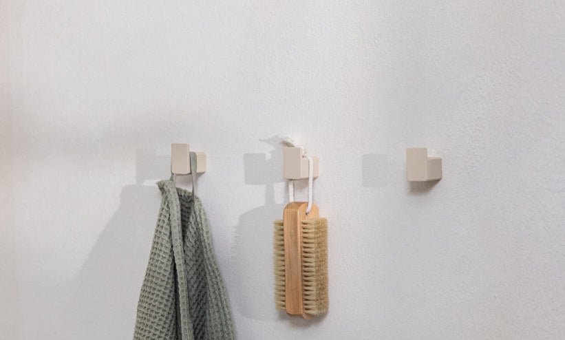 Wardrobe/Clothes Hooks Palo – Minimalist Wall Hooks in Sets of 3 or 6