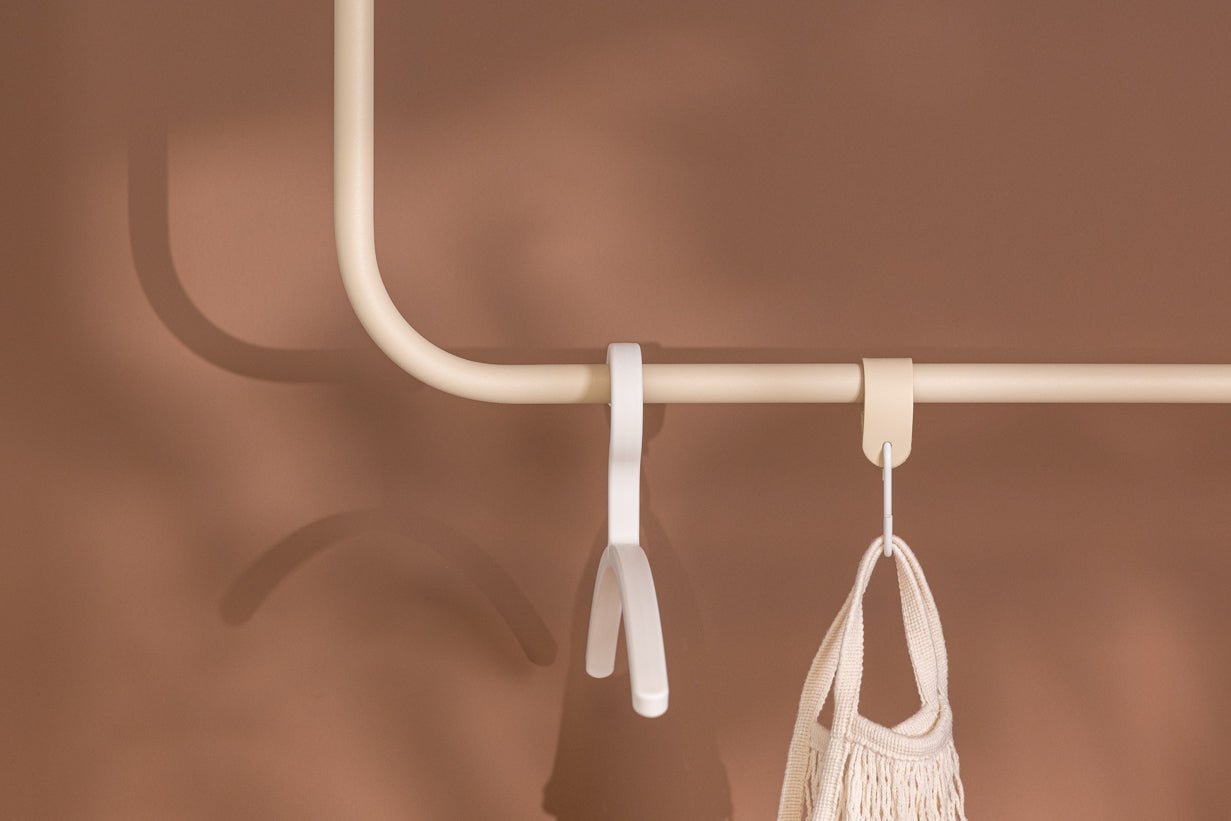 Wardrobe/Clothes Rail Enio – Rounded Design with Ceiling Mounting