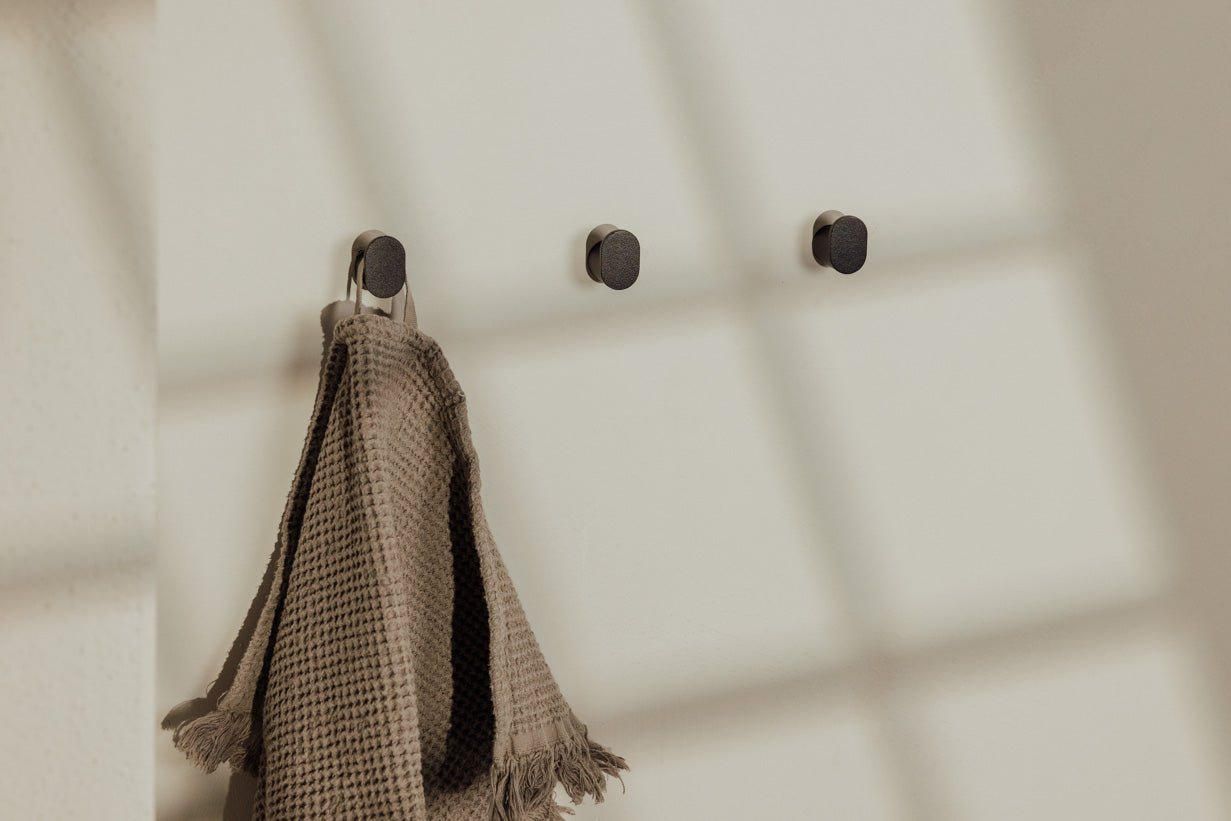 Wardrobe/Clothes Hooks Palo – Minimalist Wall Hooks in Sets of 3 or 6