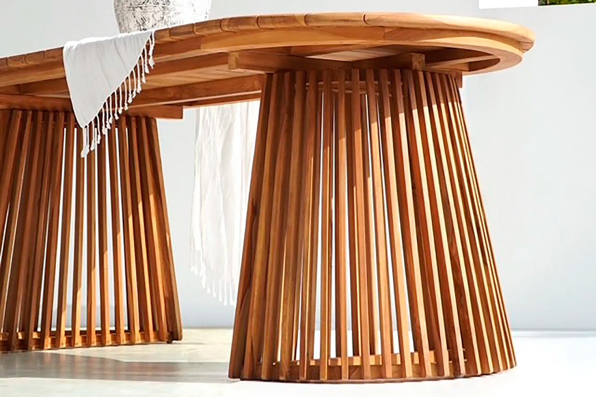 Garden Dining Table Orvessa - made of Teak Wood