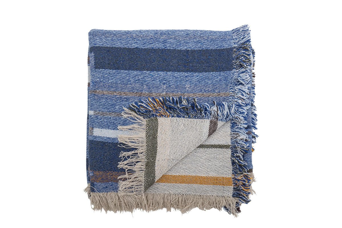Mira Throw Blanket – Blue, made from recycled cotton