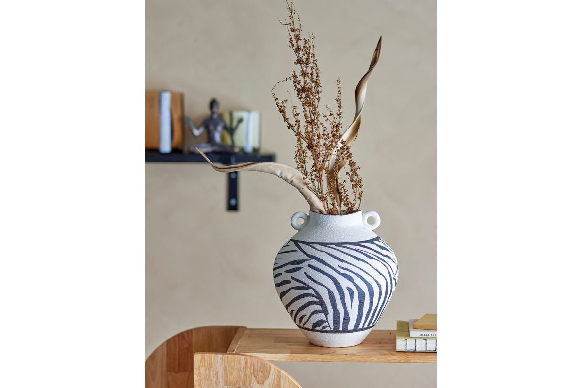 Vase "Zuna" – hand-painted stoneware