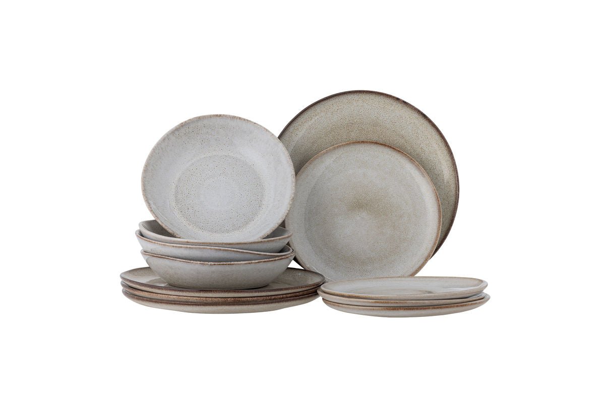 Tokio Dinnerware Set – Speckled Glaze with Dark Rim (12-piece)