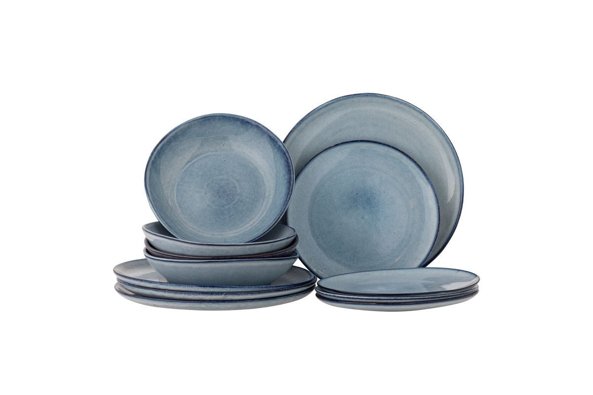 Tokio Dinnerware Set – Speckled Glaze with Dark Rim (12-piece)