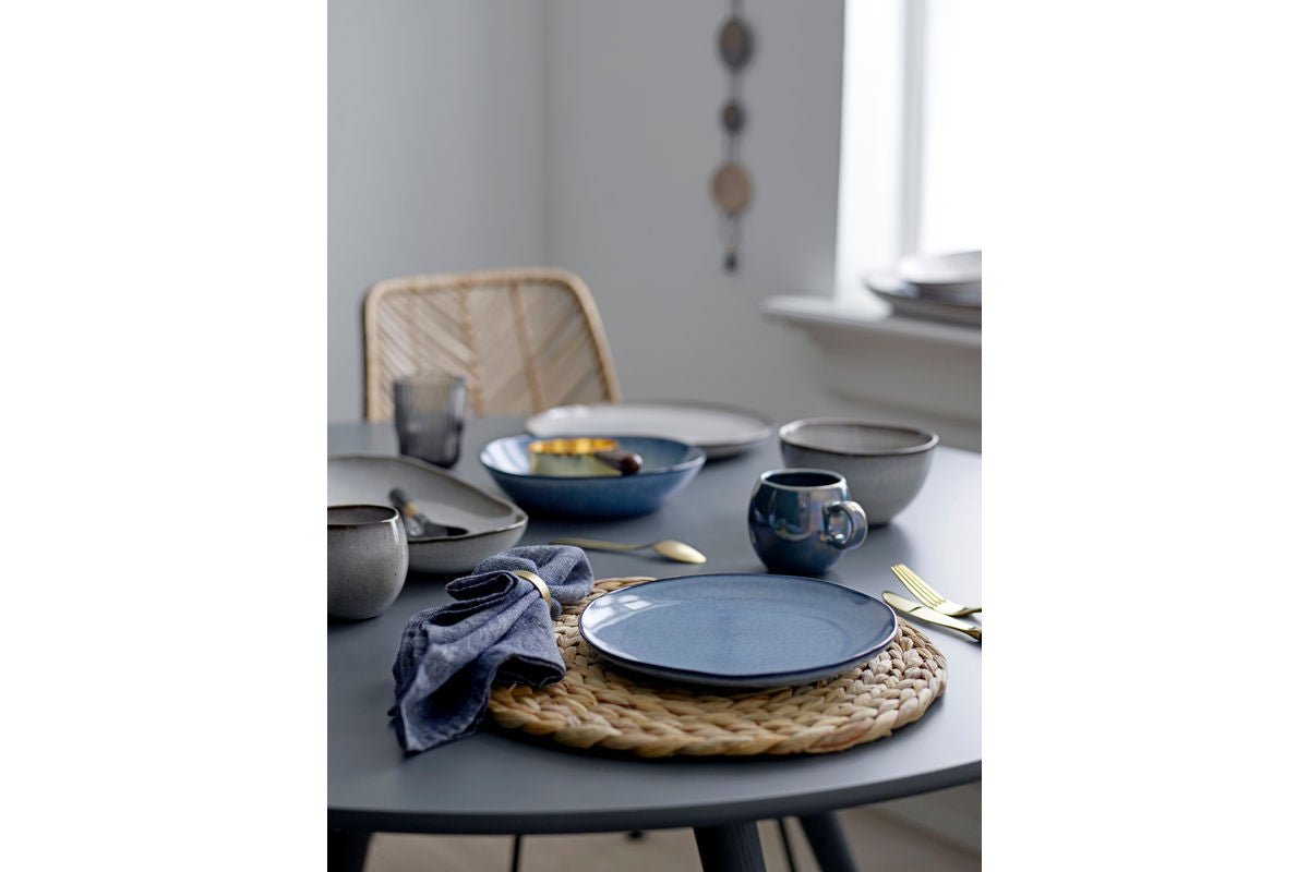 Tokio Dinnerware Set – Speckled Glaze with Dark Rim (12-piece)