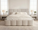 Designer Polsterbett Elva in Bouclé – Beige