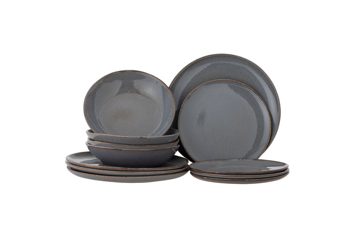 Tokio Dinnerware Set – Speckled Glaze with Dark Rim (12-piece)