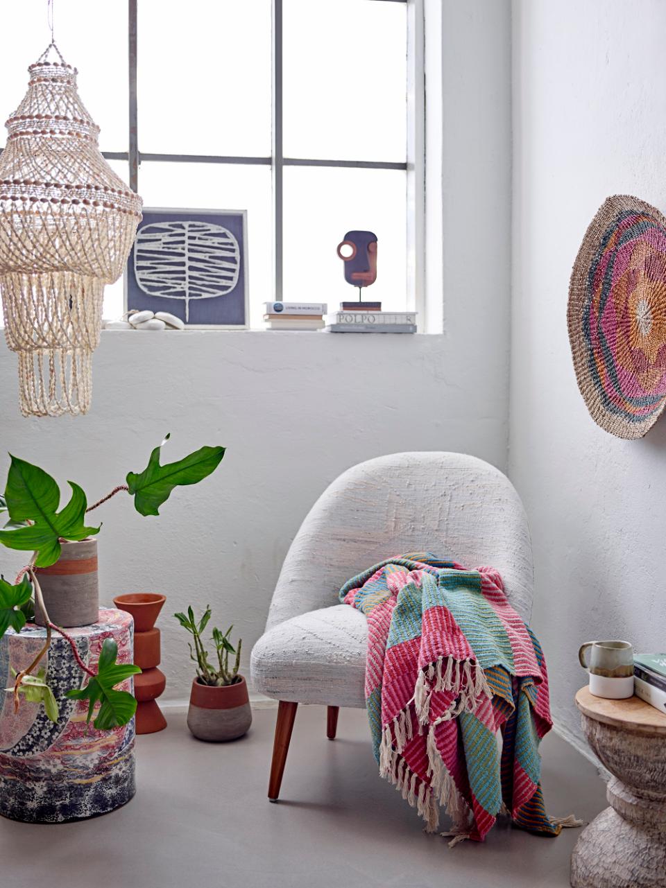 Mana Throw Blanket – Colorful, made from recycled cotton