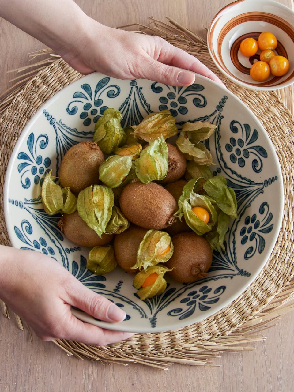 Bowl Riona – Stoneware with Hand-Painted Pattern