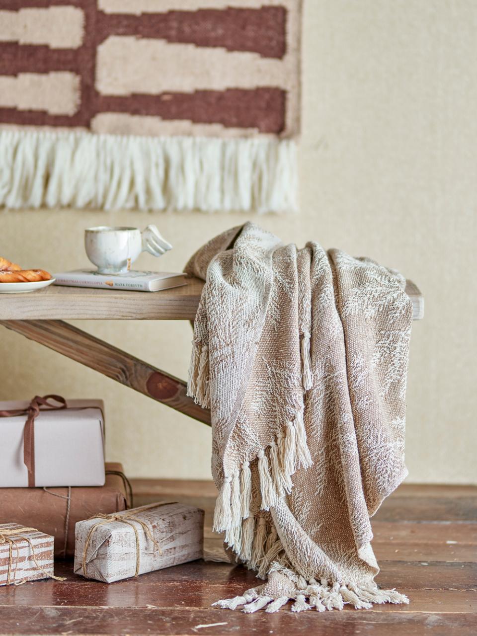Banksia Throw Blanket – Brown, made from recycled cotton