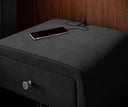 Designer Nachttisch Lilly mit USB Anschluss (Samt) - Luxusbetten24